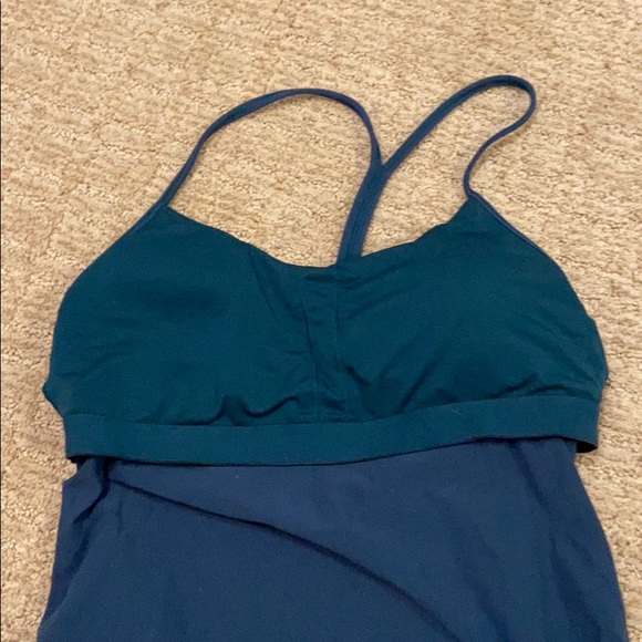 Lululemon Flow Y Racerback Size 6 - Picture 4 of 4